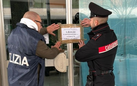 Troppo alcol e violenza, bar chiuso per 15 giorni