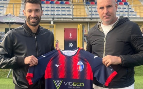 La Caronnese accoglie Davide Di Quinzio