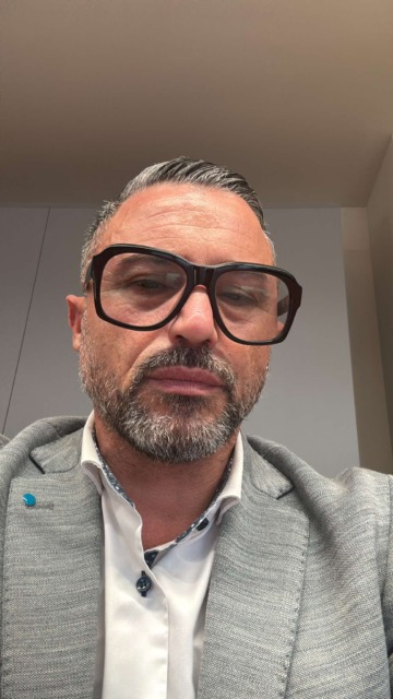 “Ospedale tenuto in piedi dai liberi professionisti”