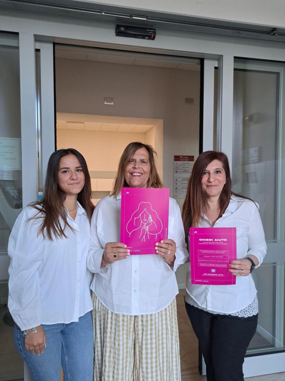 Acinque dice no alla violenza di genere