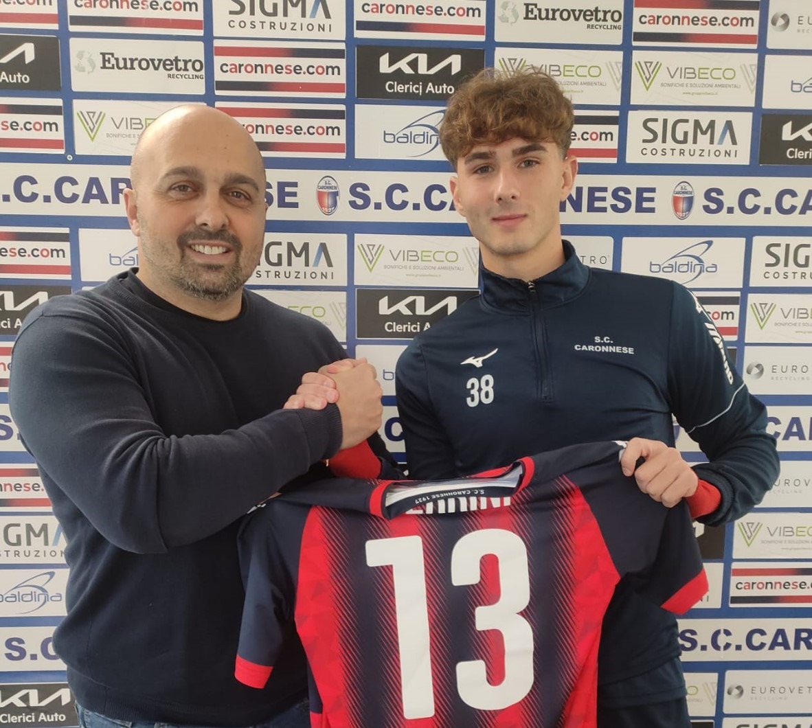 La Caronnese ha presentato due nuovi acquisti