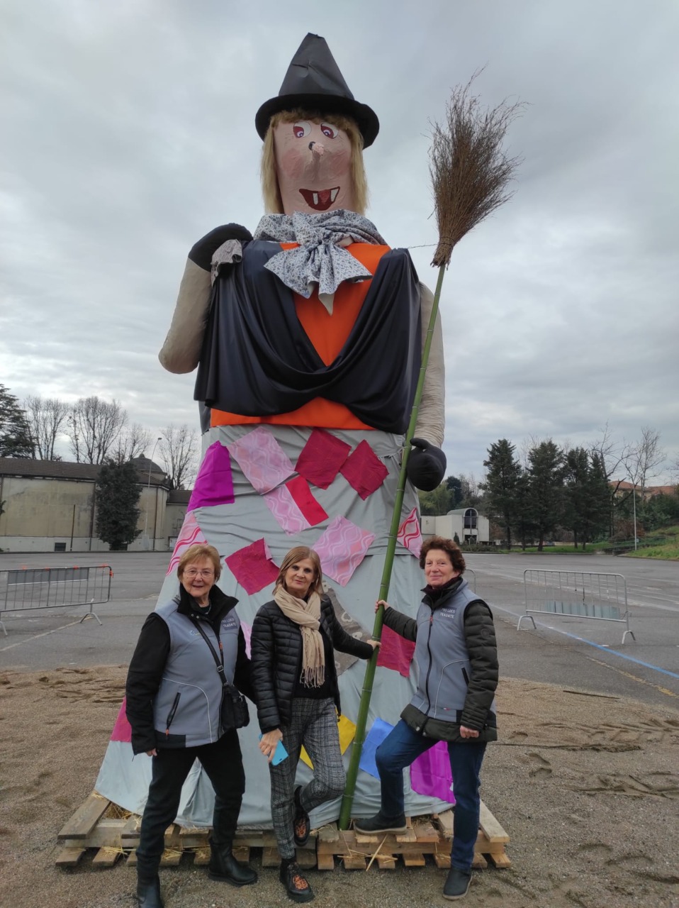 tradate evento brucia la befana 2024