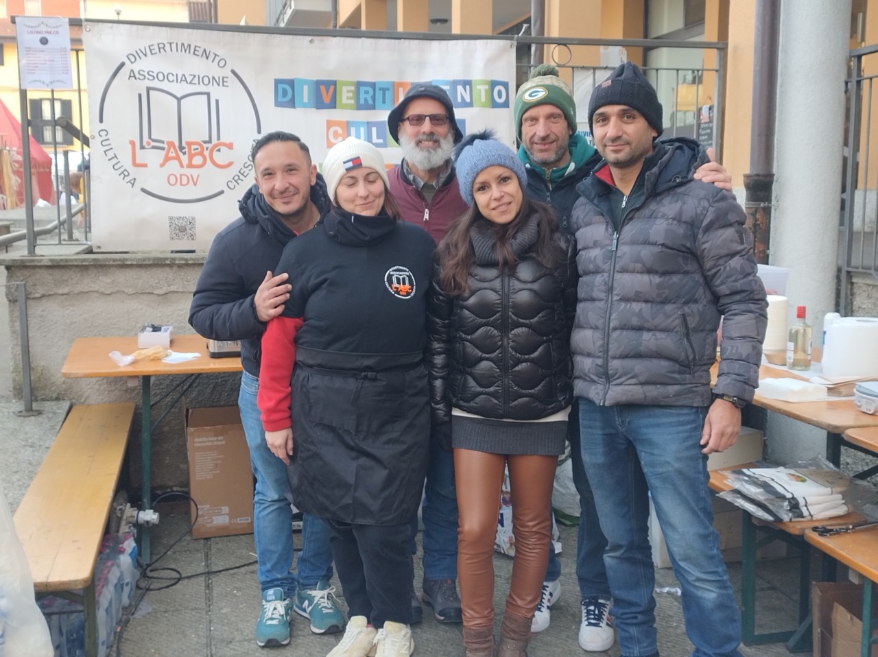 premio volontariato laav e mercatini di natale venegono inferiore