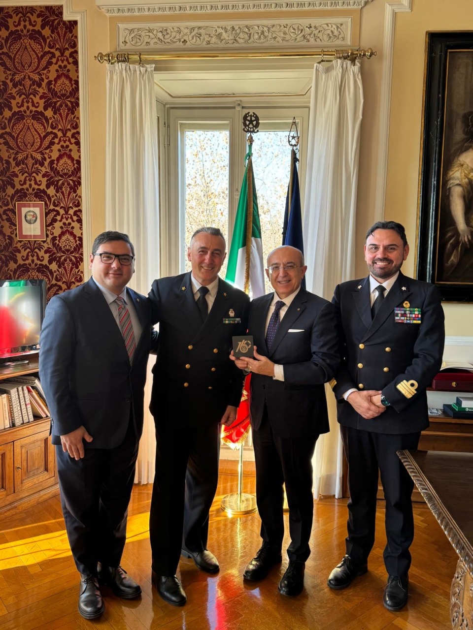 L’Ammiraglio Antonio Ranieri in visita al Prefetto di Varese