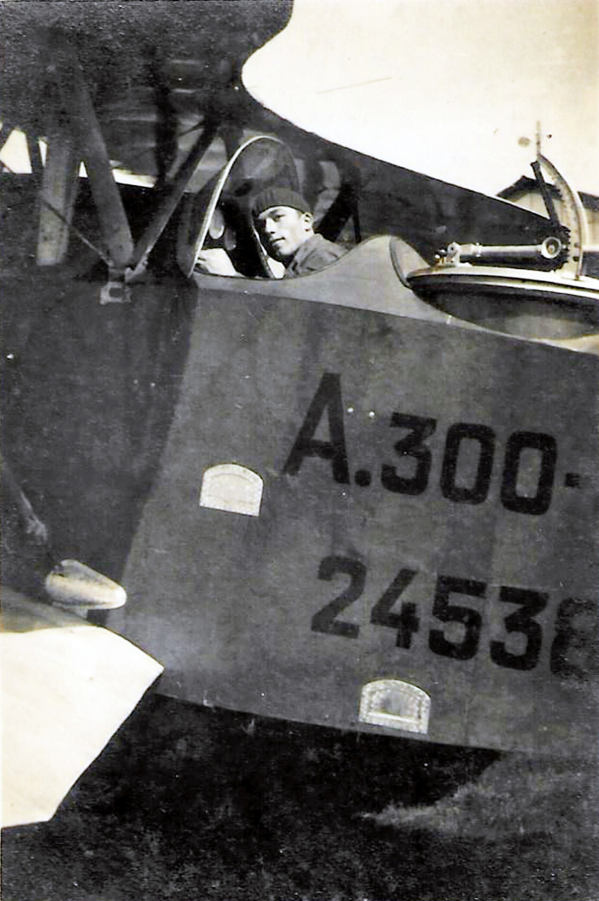 foto storica sergente cattaneo incidente aereo tradate