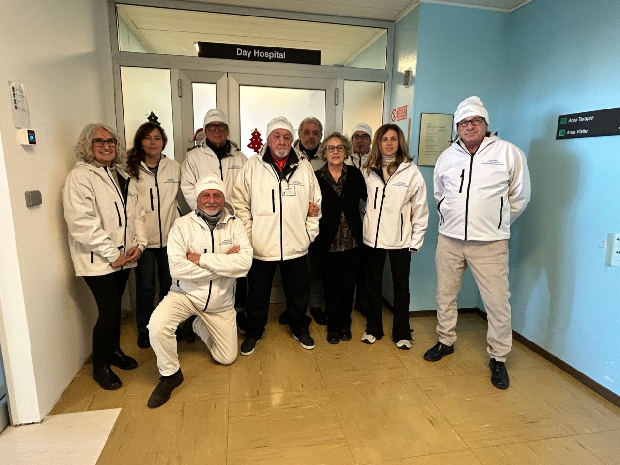 Saronno point dona “La porta della speranza” al reparto di Oncologia