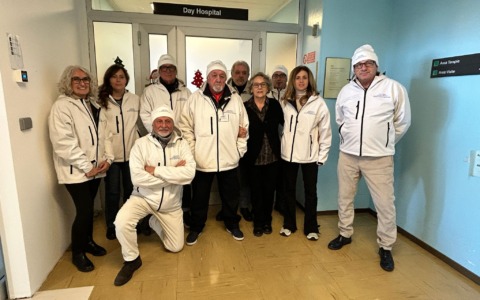 Saronno point dona “La porta della speranza” al reparto di Oncologia