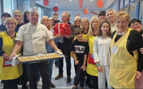 Atmosfera di Natale nelle pediatrie grazie al Ponte del Sorriso