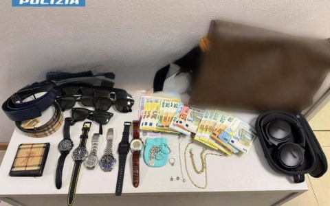 Furti in abitazione con auto a noleggio: fermate due persone