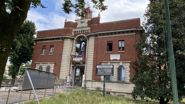 Musica a colori, mostra nell’agorà del municipio