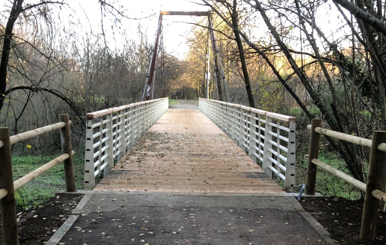 Riapre il ponticello di via Marx