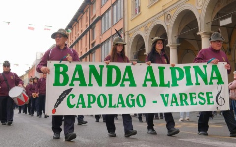 La fanfara alpina della Banda di Capolago accompagnerà la fiamma olimpica