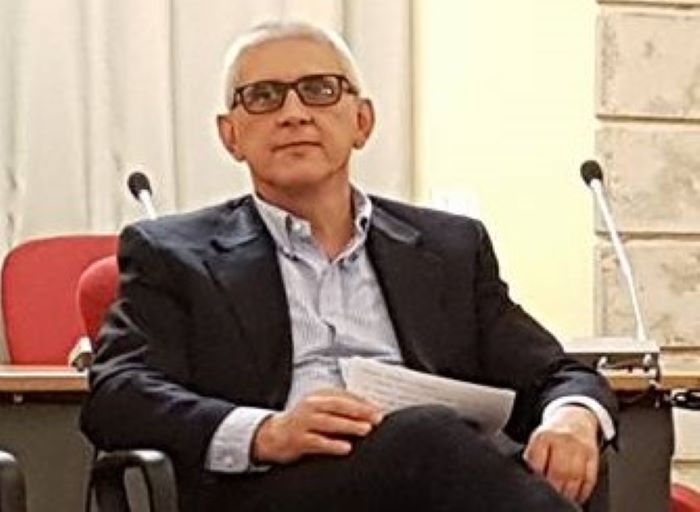 Dimissioni a Venegono, Castiglioni a zero contro Lorenzin: “Elettori traditi con la regia del Pd. Si torni al voto”