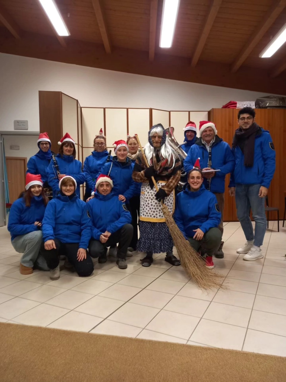 Festa speciale a Misinto: la Befana arriva accompagnata dalla banda