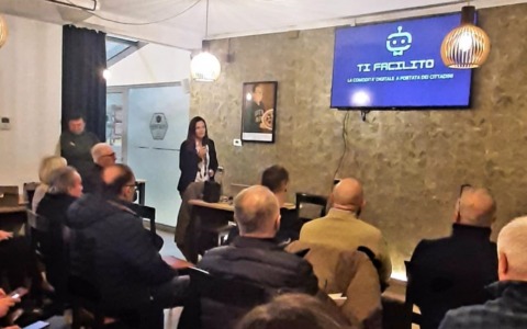 Incontri per conoscere gli strumenti digitali