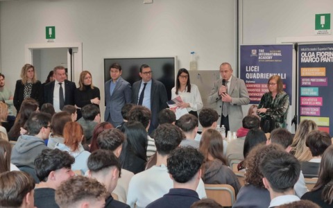 L’onorevole Frassinetti in visita all’istituto Acof