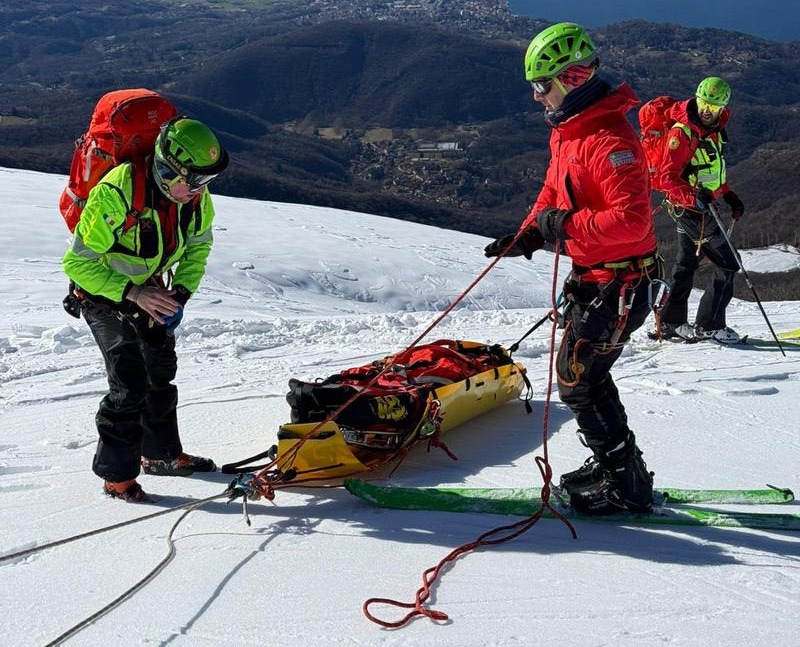 Esercitazione in alta quota per il soccorso alpino