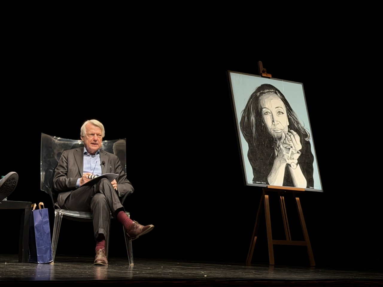 “Coraggio e libertà”: a Saronno il ricordo di Oriana Fallaci con Ferruccio De Bortoli