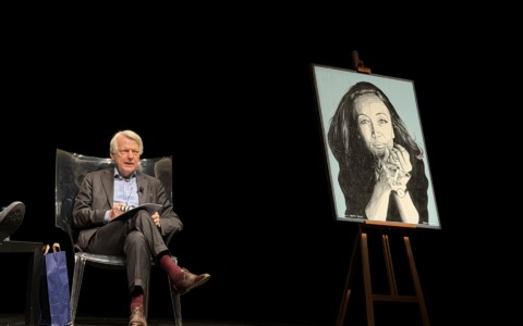 “Coraggio e libertà”: a Saronno il ricordo di Oriana Fallaci con Ferruccio De Bortoli