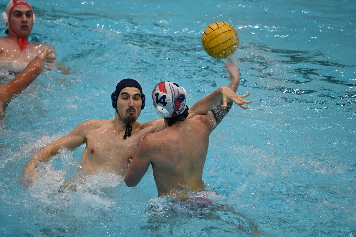 Caduta in casa per la Pallanuoto Von contro Aragno