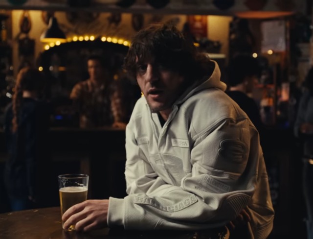 Il video di Rkomi e 22Simba girato in un locale di Saronno