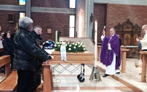 L’ultimo saluto a Michele Forastieri morto in un incidente a Saronno