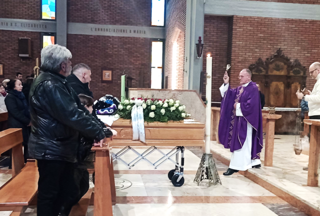 L’ultimo saluto a Michele Forastieri morto in un incidente a Saronno