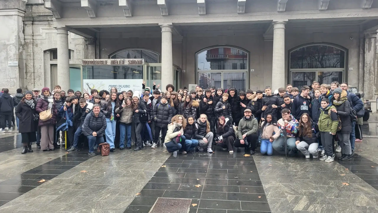 Gli studenti della scuola Leonardo da Vinci al Memoriale della Shoah
