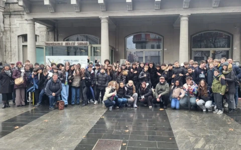 Gli studenti della scuola Leonardo da Vinci al Memoriale della Shoah