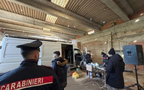 Rave party nella golena del Po: nei guai anche giovani della provincia di Varese