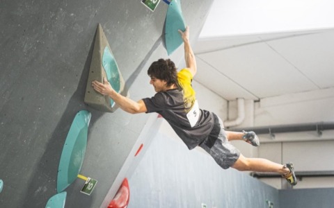 Coppa Italia Boulder: spettacolo sui blocchi alla Lezard