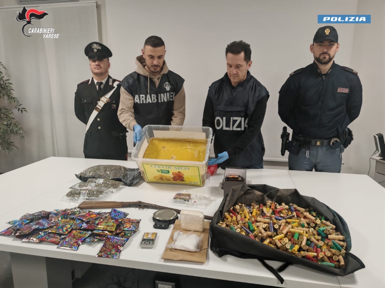 Sequestrata cocaina peruviana nascosta insieme alla cera d’api
