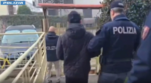 Accusati di rapina, aggressione e violenza sessuale: arrestati due giovani