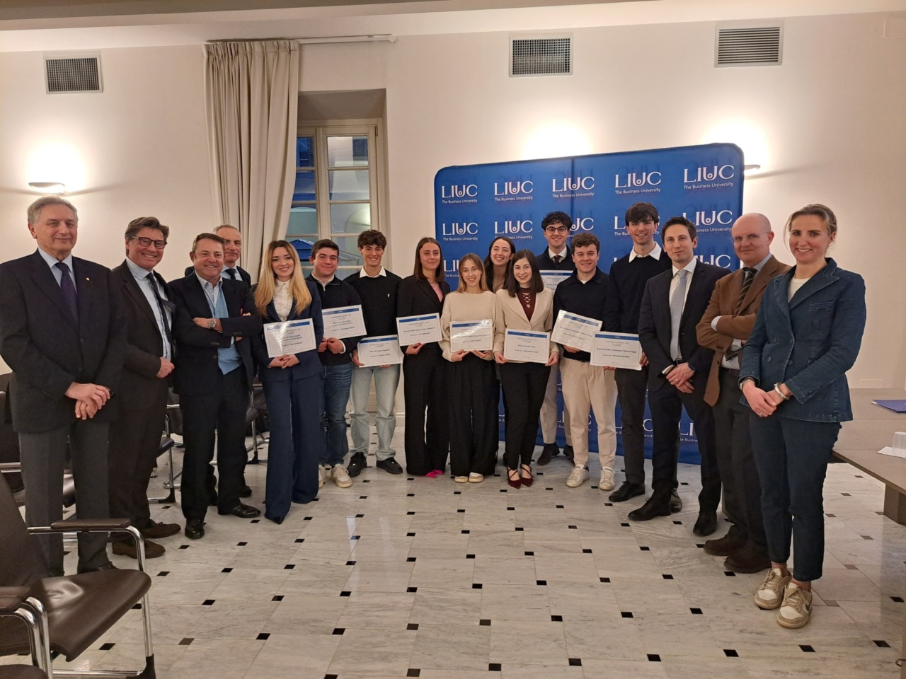 Università Liuc: donate dieci borse di studio