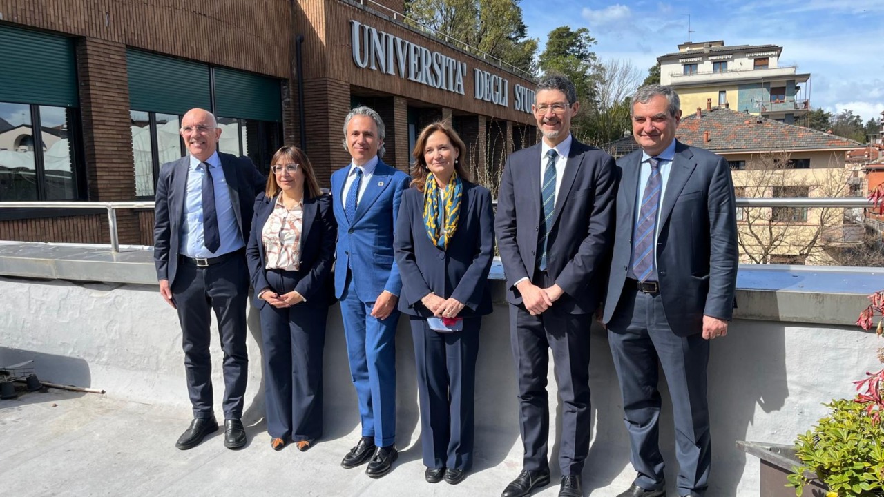 Stipulato l’accordo fra l’Università e la Camera di commercio