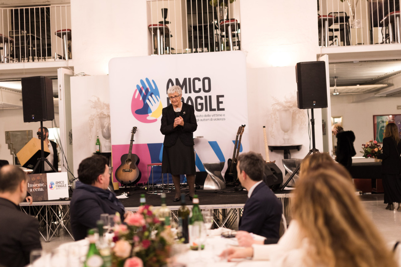 Parole d’odio, radice della violenza: un incontro all’Insubria