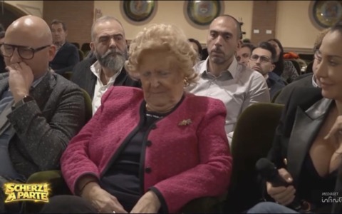 Francesca Barra vittima di Scherzi a parte… a Lazzate