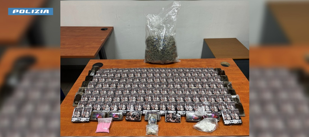 Controlli in autostrada: arrestato un uomo di 34 anni per spaccio