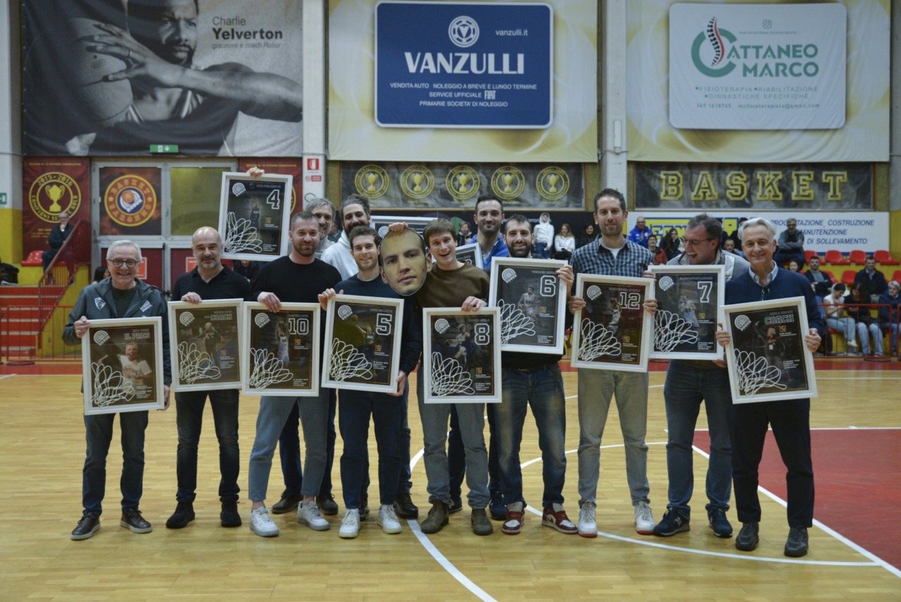 Festeggiamenti per il 10 anniversario della vittoria del campionato per la Robur Saronno