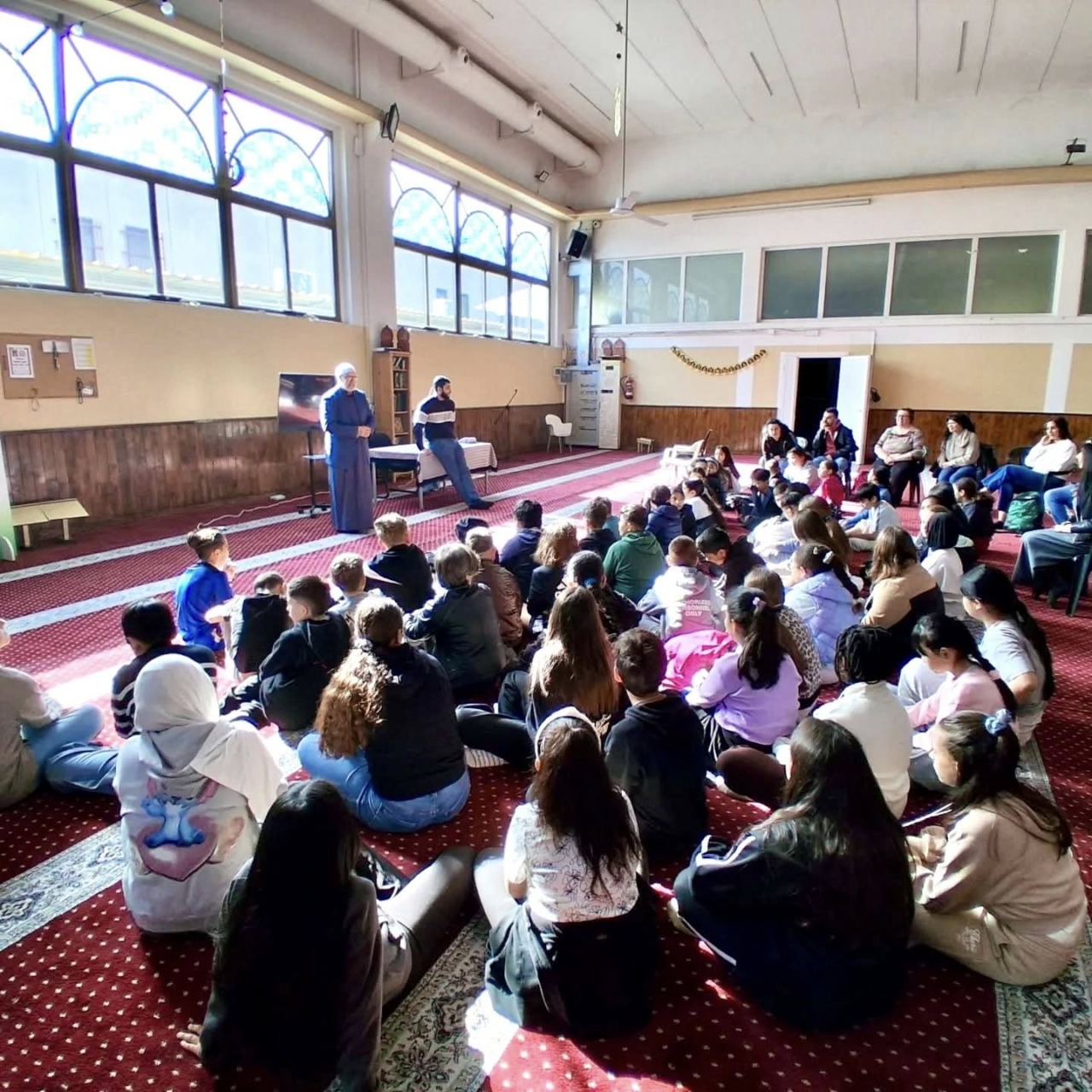 Studenti in visita al Centro Islamico di Saronno, Sardone (Lega): “Iniziativa sconcertante”