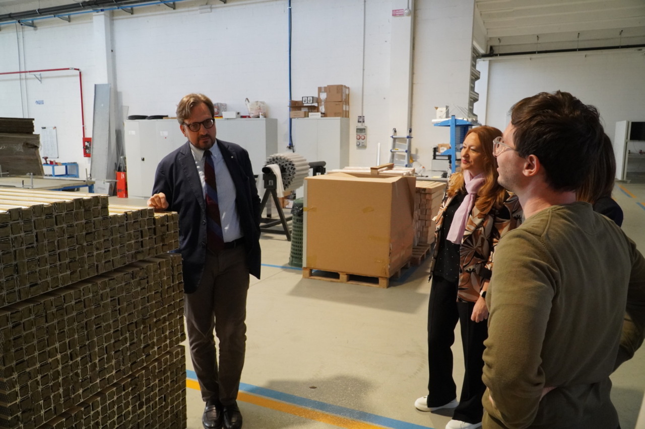 Guidesi tra Milano e Varese: quando il sostegno alle imprese diventa sistema