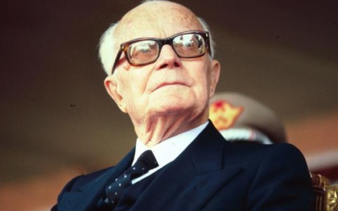 Intitolazione a Pertini ferma dal 2023, parte la raccolta firme