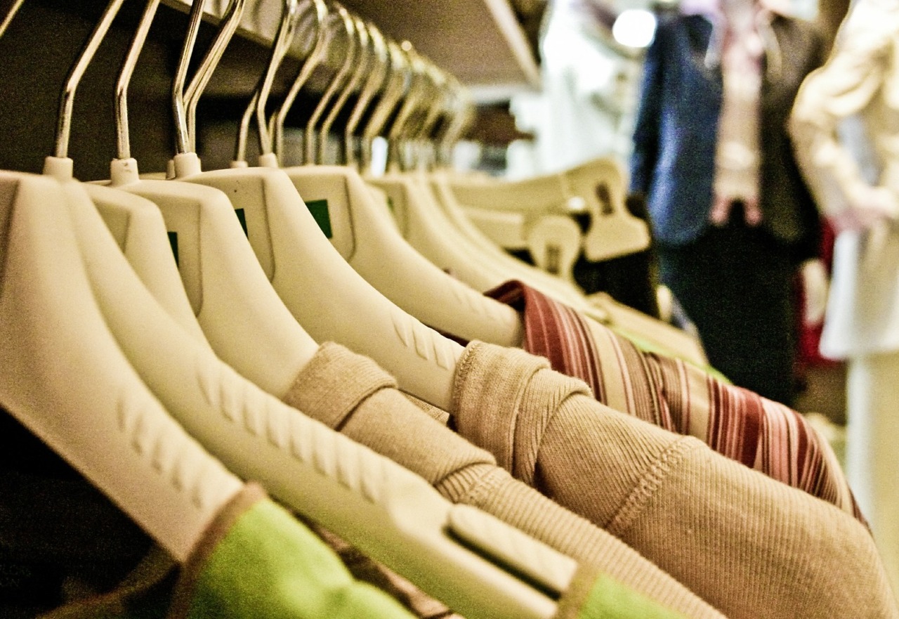 “Ciapa un vestii e purta a’ ca’”: arriva lo Swap Party