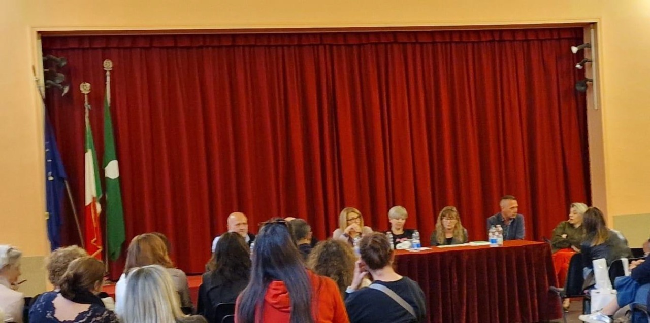 Mensa scolastica Olgiate Olona: Comune, scuola e azienda incontrano i genitori