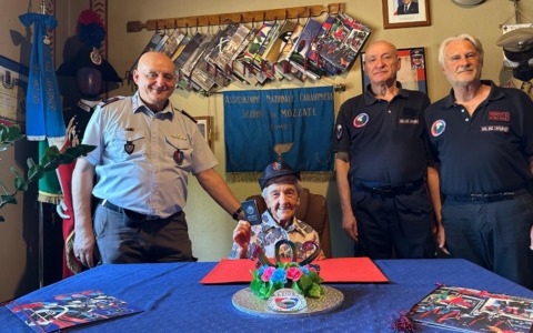 A 102 anni riceve la tessera dell’Anc