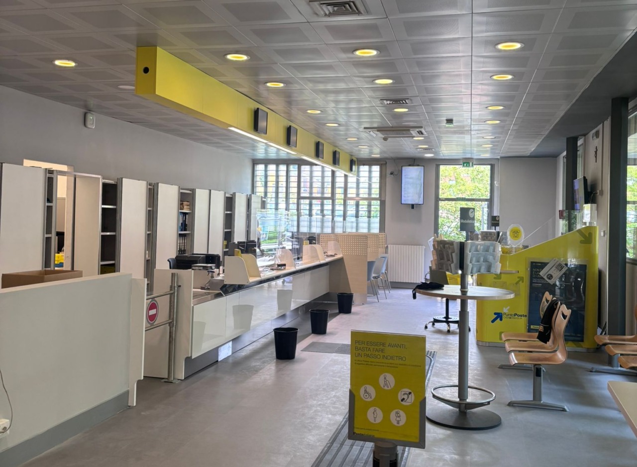 Completati i lavori Polis, riapre l’ufficio postale di Lomazzo