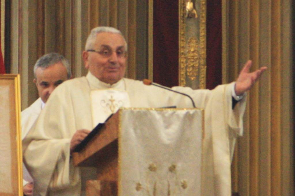 Addio a don Piero Roveda, sacerdote sempre vicino alle sue comunità