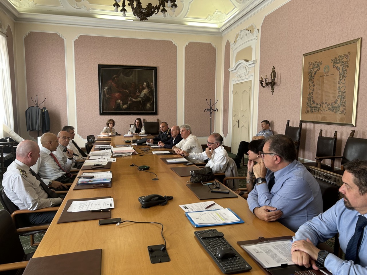 Sicurezza a Varese, vertice in Prefettura: rafforzati i controlli in centro