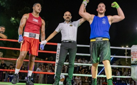 Il pugile Applauso vince in Sardegna