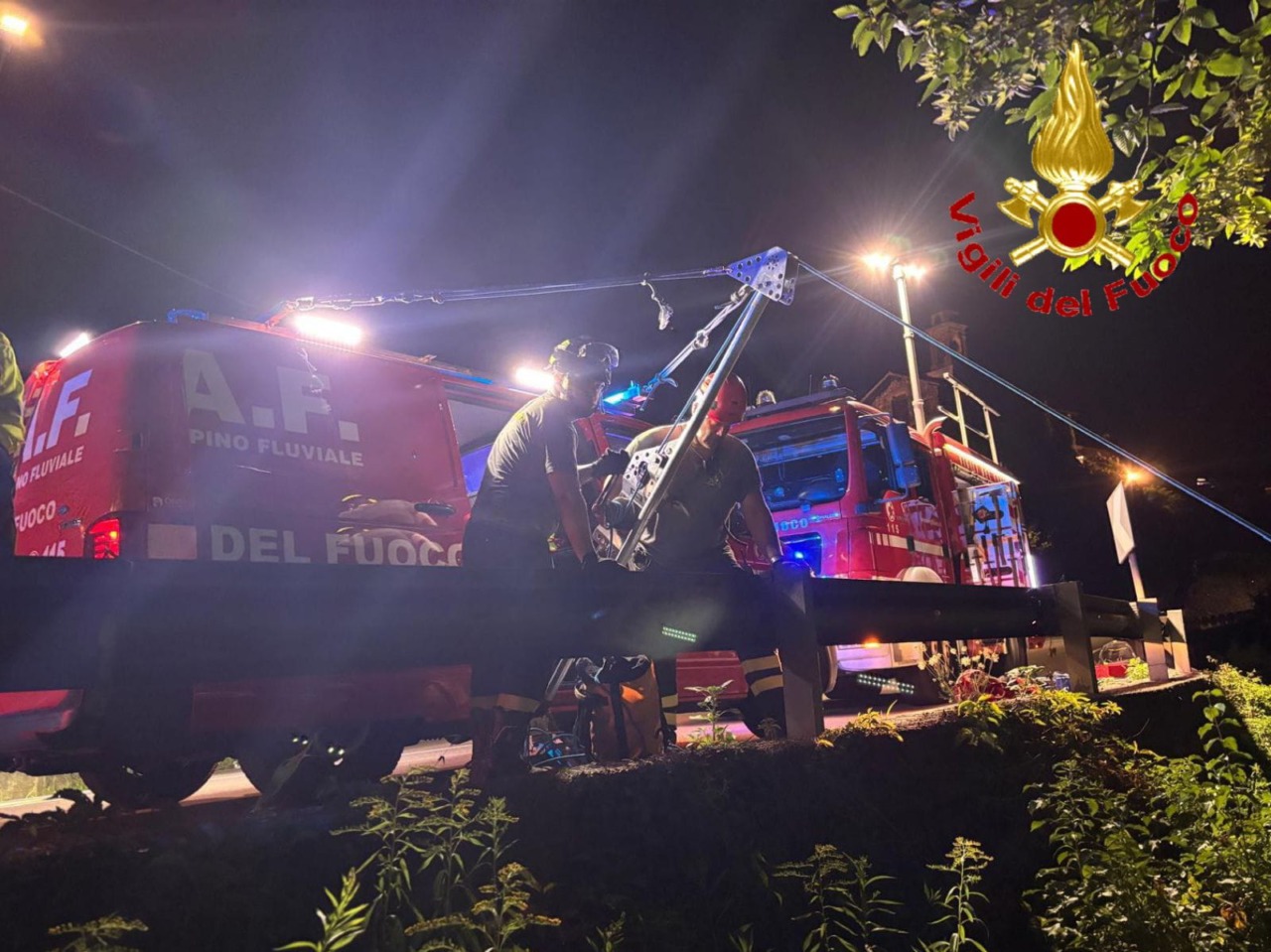 auto fuori strada malnate